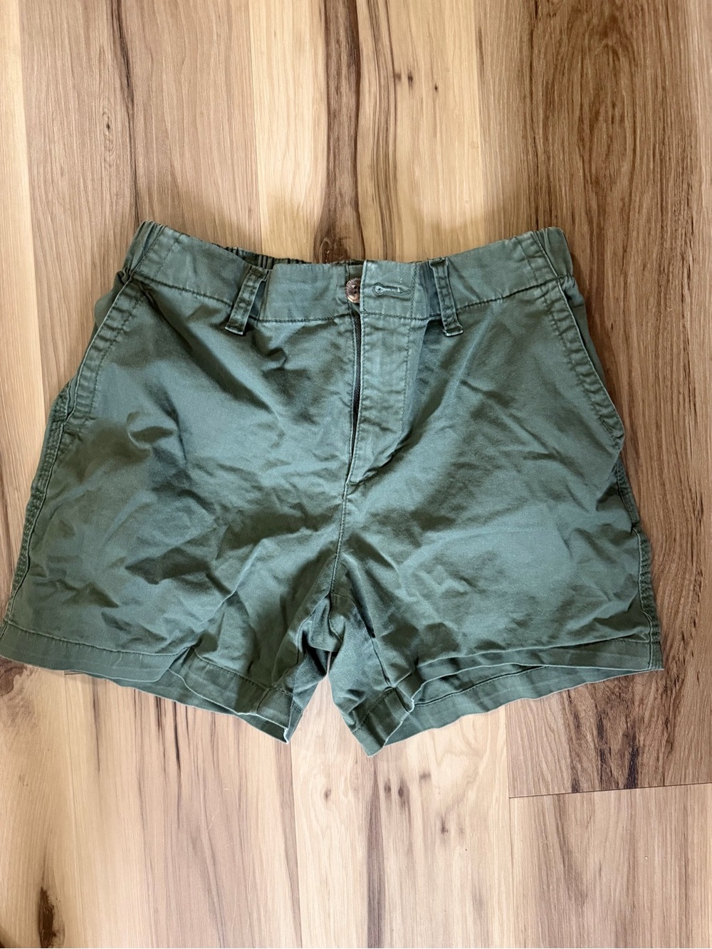 Old Navy Olive Green Women's Flat Front Shorts